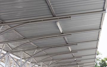 installing Lugar metal roofing